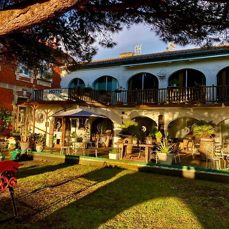 L'Ecume Des Jours Hotel Soulac-sur-Mer Luaran gambar